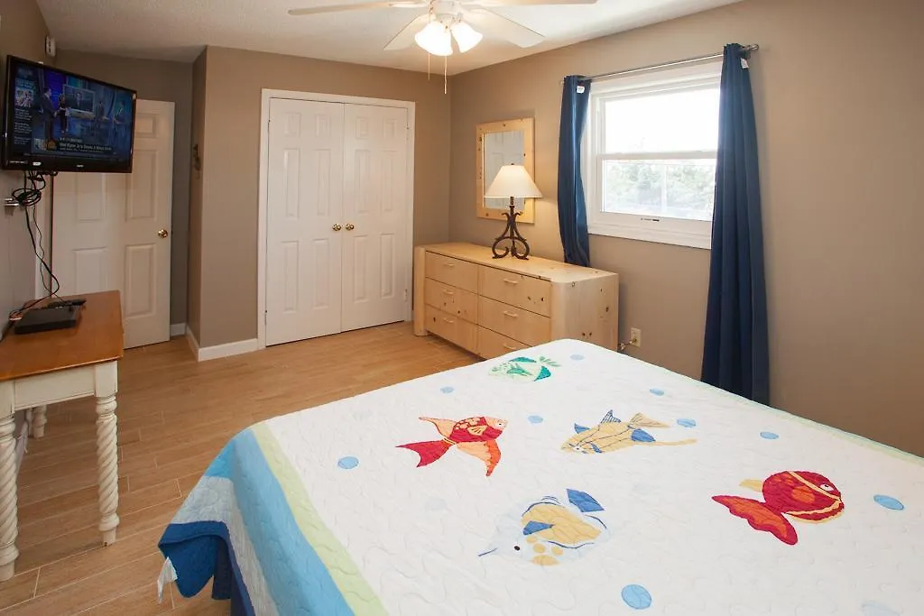 At Water'S Edge Home Virginia Beach